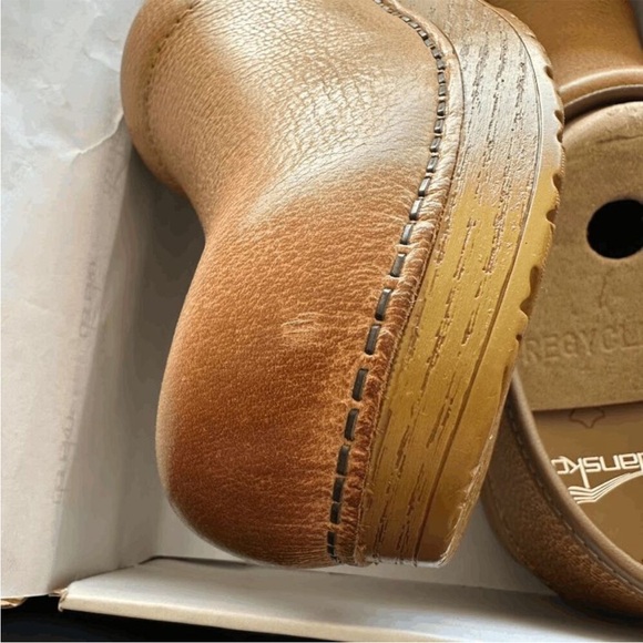 Dansko Professional Honey Wide Pro Distressed Clog Size EU 41W/ US 10.5-11W - Picture 5 of 7